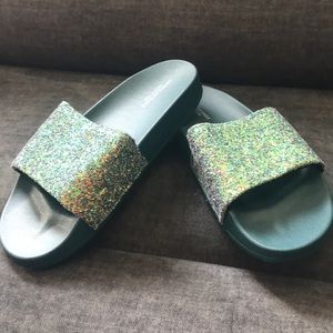 Slide sandals